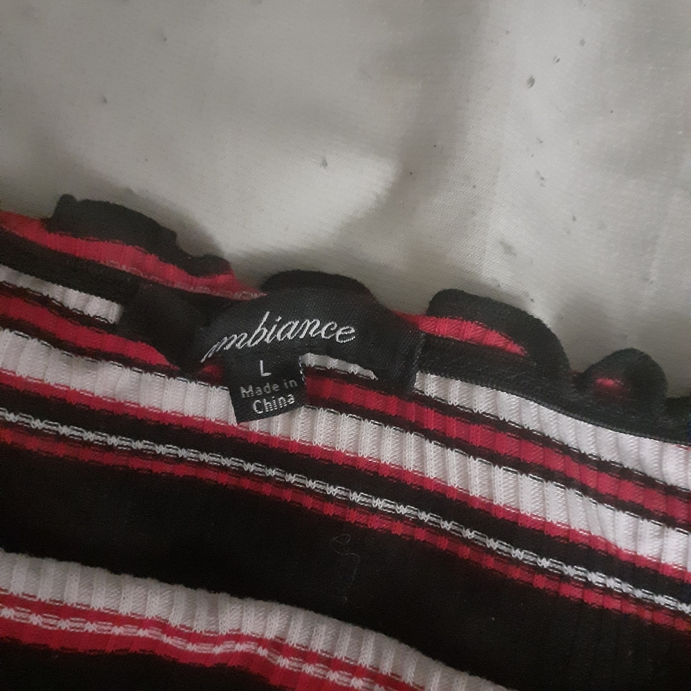 Shirt - Picture 2 of 3